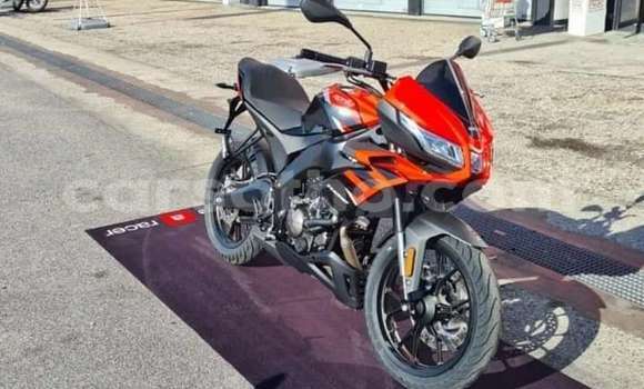 اشتري مستعمل Bitter CD Other سيارة في Hlotse في Leribe اشتري مستعمل Bitter CD Other سيارة في Hlotse في Leribe