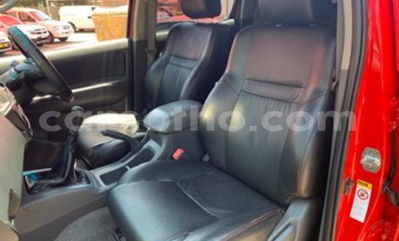 Sayi Na hannu Toyota Hilux Surf Red Mota in Maseru a Maseru Sayi Na hannu Toyota Hilux Surf Red Mota in Maseru a Maseru