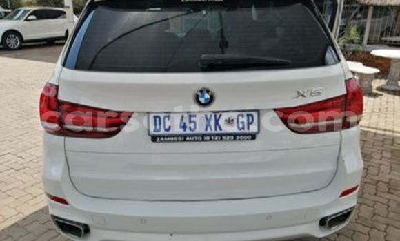 Sayi Na hannu BMW X5 White Mota in Maseru a Maseru Sayi Na hannu BMW X5 White Mota in Maseru a Maseru