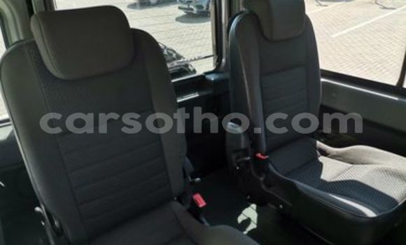 Sayi Na hannu Land Rover Defender Other Mota in Maseru a Maseru Sayi Na hannu Land Rover Defender Other Mota in Maseru a Maseru