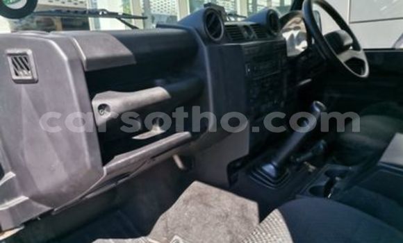Sayi Na hannu Land Rover Defender Other Mota in Maseru a Maseru Sayi Na hannu Land Rover Defender Other Mota in Maseru a Maseru