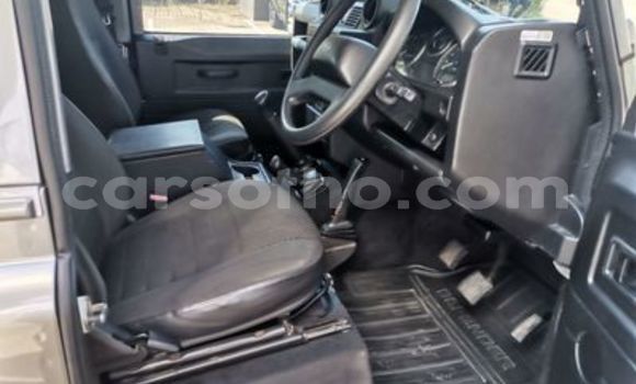Sayi Na hannu Land Rover Defender Other Mota in Maseru a Maseru Sayi Na hannu Land Rover Defender Other Mota in Maseru a Maseru
