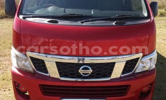 Sayi Na hannu Nissan NV350 Caravan Red Mota in Maseru a Maseru Sayi Na hannu Nissan NV350 Caravan Red Mota in Maseru a Maseru