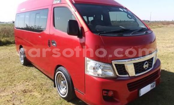 Sayi Na hannu Nissan NV350 Caravan Red Mota in Maseru a Maseru Sayi Na hannu Nissan NV350 Caravan Red Mota in Maseru a Maseru