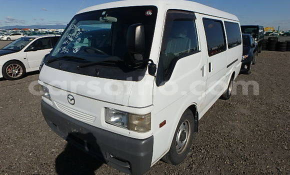 Sayi Na hannu Mazda Bongo White Mota in Butha–Buthe a Thaba-Tseka Sayi Na hannu Mazda Bongo White Mota in Butha–Buthe a Thaba-Tseka