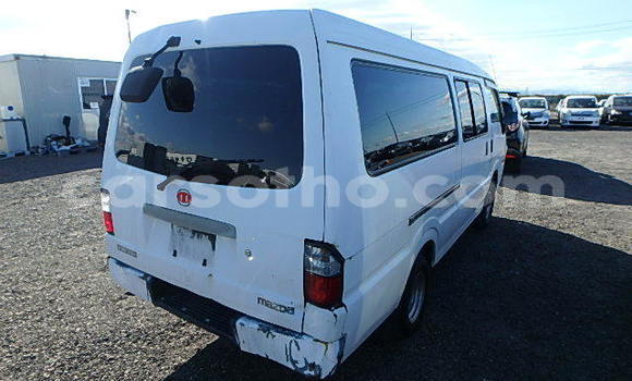 Sayi Na hannu Mazda Bongo White Mota in Butha–Buthe a Thaba-Tseka Sayi Na hannu Mazda Bongo White Mota in Butha–Buthe a Thaba-Tseka