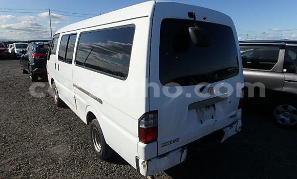 Sayi Na hannu Mazda Bongo White Mota in Butha–Buthe a Thaba-Tseka Sayi Na hannu Mazda Bongo White Mota in Butha–Buthe a Thaba-Tseka