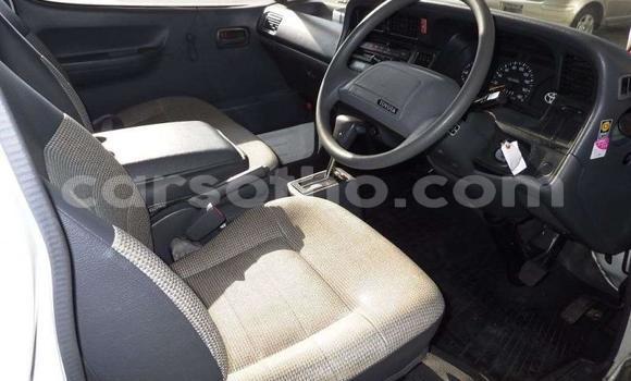 اشتري مستعمل Toyota Hiace White سيارة في Butha–Buthe في Thaba-Tseka اشتري مستعمل Toyota Hiace White سيارة في Butha–Buthe في Thaba-Tseka