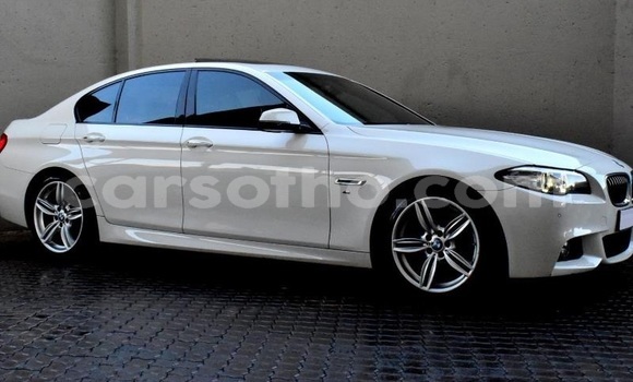Acheter Occasion Voiture BMW 5–Series Blanc à Butha Buthe, Butha-Buthe Acheter Occasion Voiture BMW 5–Series Blanc à Butha Buthe, Butha-Buthe