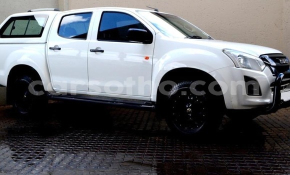 اشتري مستعمل Isuzu KB White سيارة في Butha Buthe في Butha-Buthe اشتري مستعمل Isuzu KB White سيارة في Butha Buthe في Butha-Buthe