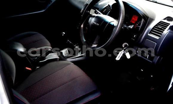 اشتري مستعمل Isuzu KB White سيارة في Butha Buthe في Butha-Buthe اشتري مستعمل Isuzu KB White سيارة في Butha Buthe في Butha-Buthe