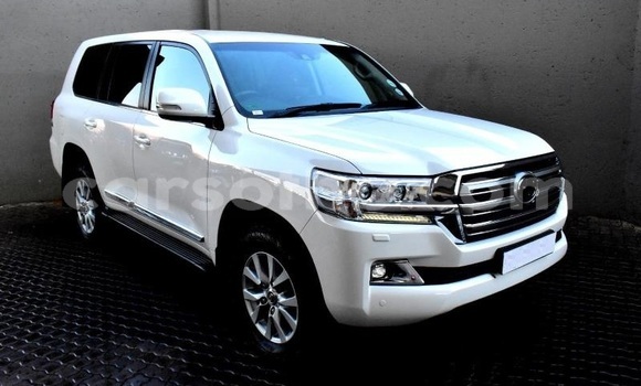 اشتري مستعمل Toyota Land Cruiser White سيارة في Butha Buthe في Butha-Buthe اشتري مستعمل Toyota Land Cruiser White سيارة في Butha Buthe في Butha-Buthe