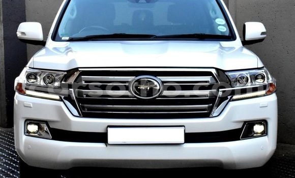 اشتري مستعمل Toyota Land Cruiser White سيارة في Butha Buthe في Butha-Buthe اشتري مستعمل Toyota Land Cruiser White سيارة في Butha Buthe في Butha-Buthe