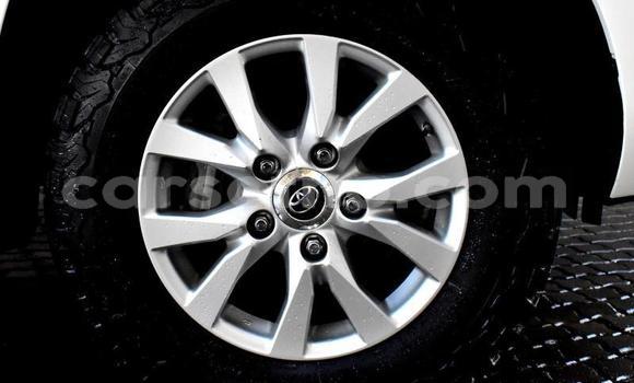 اشتري مستعمل Toyota Land Cruiser White سيارة في Butha Buthe في Butha-Buthe اشتري مستعمل Toyota Land Cruiser White سيارة في Butha Buthe في Butha-Buthe