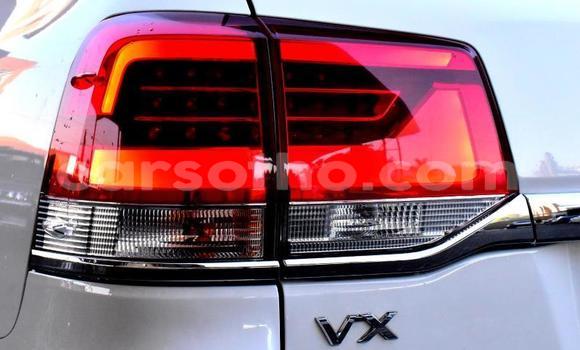 اشتري مستعمل Toyota Land Cruiser White سيارة في Butha Buthe في Butha-Buthe اشتري مستعمل Toyota Land Cruiser White سيارة في Butha Buthe في Butha-Buthe