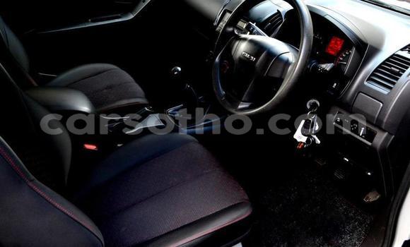 اشتري مستعمل Isuzu KB Other سيارة في Butha Buthe في Butha-Buthe اشتري مستعمل Isuzu KB Other سيارة في Butha Buthe في Butha-Buthe