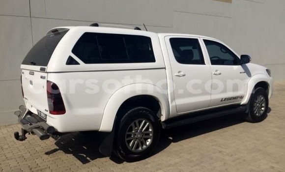 اشتري مستعمل Toyota Hilux White سيارة في Butha Buthe في Butha-Buthe اشتري مستعمل Toyota Hilux White سيارة في Butha Buthe في Butha-Buthe