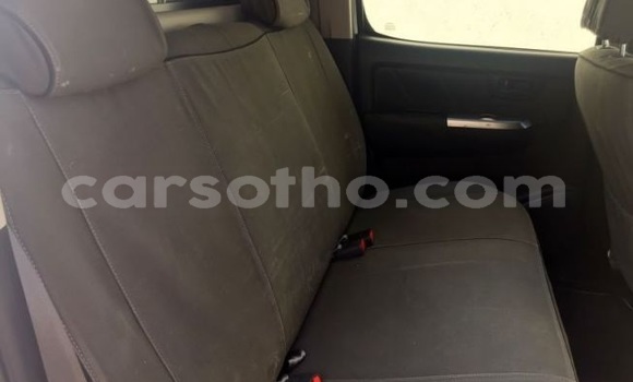 اشتري مستعمل Toyota Hilux White سيارة في Butha Buthe في Butha-Buthe اشتري مستعمل Toyota Hilux White سيارة في Butha Buthe في Butha-Buthe