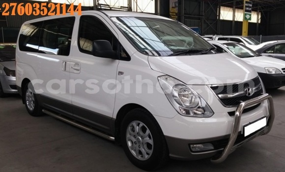 Buy Used Hyundai H1 White Car in Maseru in Maseru Buy Used Hyundai H1 White Car in Maseru in Maseru
