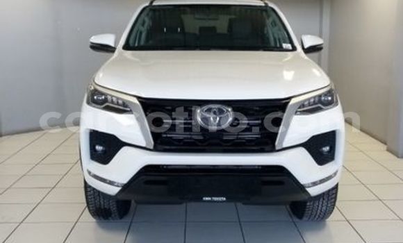 اشتري مستعمل Toyota Fortuner White سيارة في Butha–Buthe في Thaba-Tseka اشتري مستعمل Toyota Fortuner White سيارة في Butha–Buthe في Thaba-Tseka