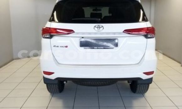 اشتري مستعمل Toyota Fortuner White سيارة في Butha–Buthe في Thaba-Tseka اشتري مستعمل Toyota Fortuner White سيارة في Butha–Buthe في Thaba-Tseka