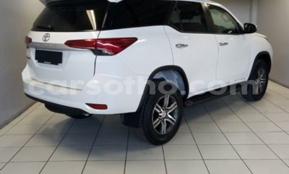 اشتري مستعمل Toyota Fortuner White سيارة في Butha–Buthe في Thaba-Tseka اشتري مستعمل Toyota Fortuner White سيارة في Butha–Buthe في Thaba-Tseka