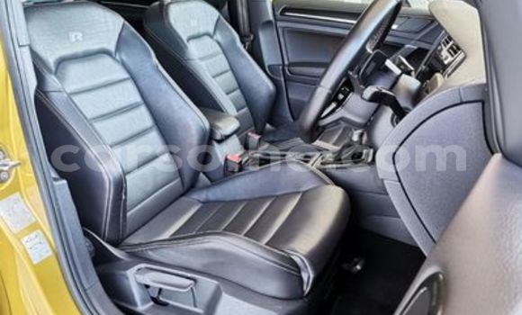 Acheter Occasion Voiture Volkswagen Golf R Autre à Butha–Buthe, Thaba-Tseka Acheter Occasion Voiture Volkswagen Golf R Autre à Butha–Buthe, Thaba-Tseka