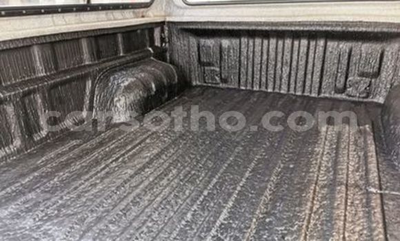 اشتري مستعمل Toyota Hilux White سيارة في Butha–Buthe في Thaba-Tseka اشتري مستعمل Toyota Hilux White سيارة في Butha–Buthe في Thaba-Tseka