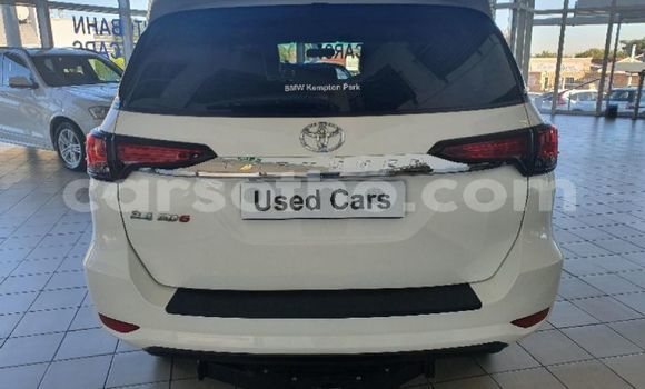 اشتري مستعمل Toyota Fortuner White سيارة في Butha Buthe في Butha-Buthe اشتري مستعمل Toyota Fortuner White سيارة في Butha Buthe في Butha-Buthe
