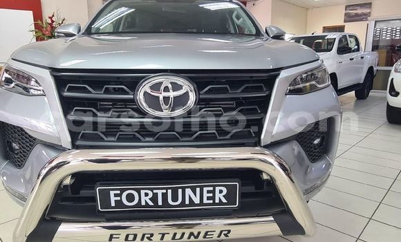 اشتري مستعمل Toyota Fortuner Silver سيارة في Butha Buthe في Butha-Buthe اشتري مستعمل Toyota Fortuner Silver سيارة في Butha Buthe في Butha-Buthe