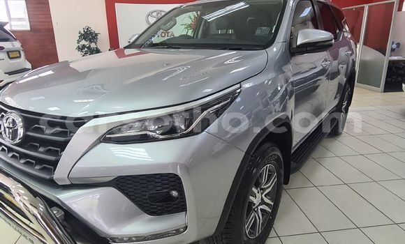 اشتري مستعمل Toyota Fortuner Silver سيارة في Butha Buthe في Butha-Buthe اشتري مستعمل Toyota Fortuner Silver سيارة في Butha Buthe في Butha-Buthe