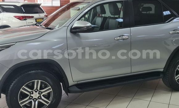 اشتري مستعمل Toyota Fortuner Silver سيارة في Butha Buthe في Butha-Buthe اشتري مستعمل Toyota Fortuner Silver سيارة في Butha Buthe في Butha-Buthe