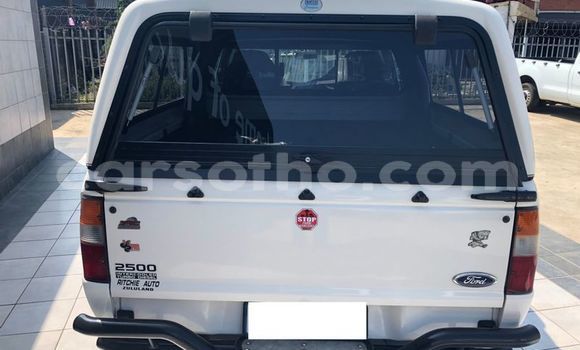 اشتري مستعمل Ford Ranger White سيارة في Butha Buthe في Butha-Buthe اشتري مستعمل Ford Ranger White سيارة في Butha Buthe في Butha-Buthe