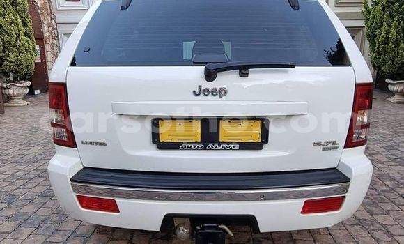 اشتري مستعمل Jeep Grand Cherokee White سيارة في Butha Buthe في Butha-Buthe اشتري مستعمل Jeep Grand Cherokee White سيارة في Butha Buthe في Butha-Buthe