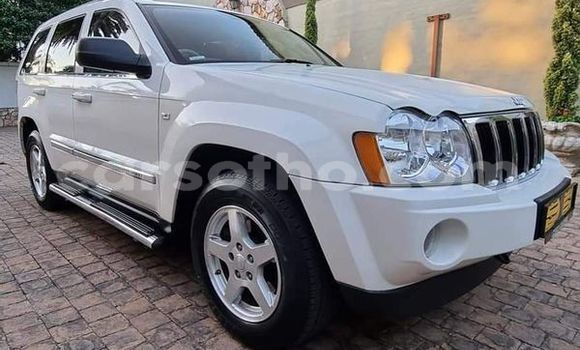 اشتري مستعمل Jeep Grand Cherokee White سيارة في Butha Buthe في Butha-Buthe اشتري مستعمل Jeep Grand Cherokee White سيارة في Butha Buthe في Butha-Buthe
