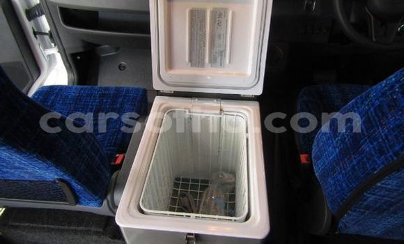 اشتري مستعمل Mercedes-Benz 190 White سيارة في Butha Buthe في Butha-Buthe اشتري مستعمل Mercedes-Benz 190 White سيارة في Butha Buthe في Butha-Buthe