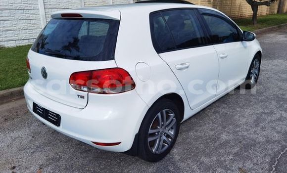 اشتري مستعمل Volkswagen Golf White سيارة في Butha Buthe في Butha-Buthe اشتري مستعمل Volkswagen Golf White سيارة في Butha Buthe في Butha-Buthe