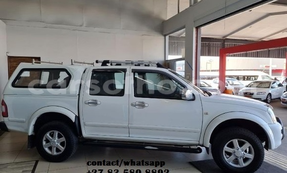 اشتري مستعمل Isuzu KB White سيارة في Butha Buthe في Butha-Buthe اشتري مستعمل Isuzu KB White سيارة في Butha Buthe في Butha-Buthe