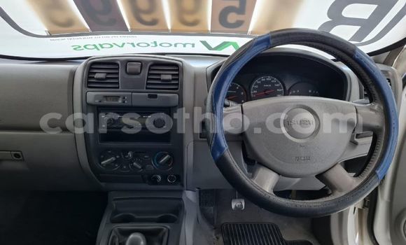 اشتري مستعمل Isuzu KB White سيارة في Butha Buthe في Butha-Buthe اشتري مستعمل Isuzu KB White سيارة في Butha Buthe في Butha-Buthe