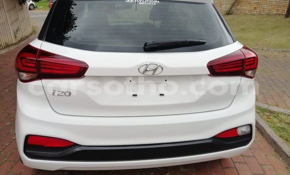 اشتري مستعمل Hyundai i20 White سيارة في Butha Buthe في Butha-Buthe اشتري مستعمل Hyundai i20 White سيارة في Butha Buthe في Butha-Buthe