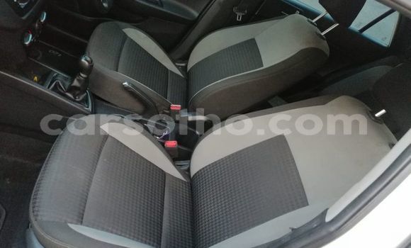 اشتري مستعمل Hyundai i20 White سيارة في Butha Buthe في Butha-Buthe اشتري مستعمل Hyundai i20 White سيارة في Butha Buthe في Butha-Buthe