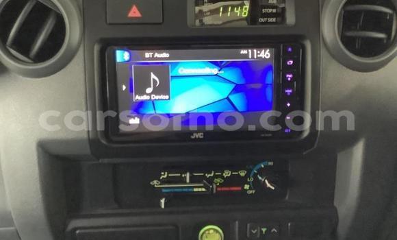 Sayi Na hannu Toyota Land Cruiser White Mota in Maseru a Maseru Sayi Na hannu Toyota Land Cruiser White Mota in Maseru a Maseru