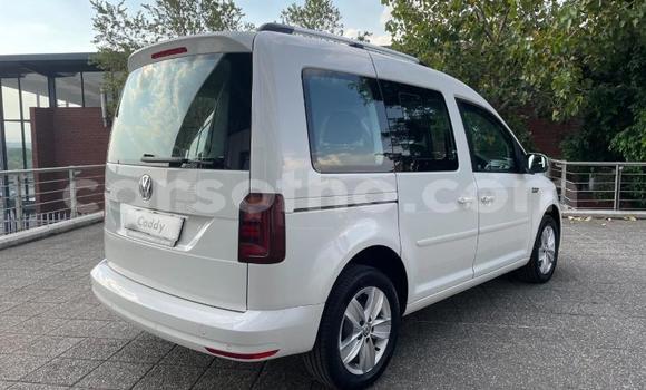 اشتري مستعمل Volkswagen Caddy White سيارة في Maseru في Maseru اشتري مستعمل Volkswagen Caddy White سيارة في Maseru في Maseru