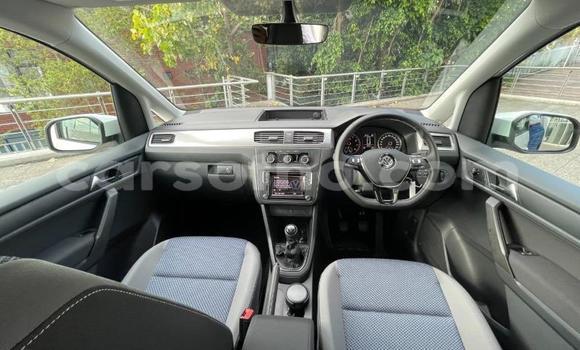 اشتري مستعمل Volkswagen Caddy White سيارة في Maseru في Maseru اشتري مستعمل Volkswagen Caddy White سيارة في Maseru في Maseru