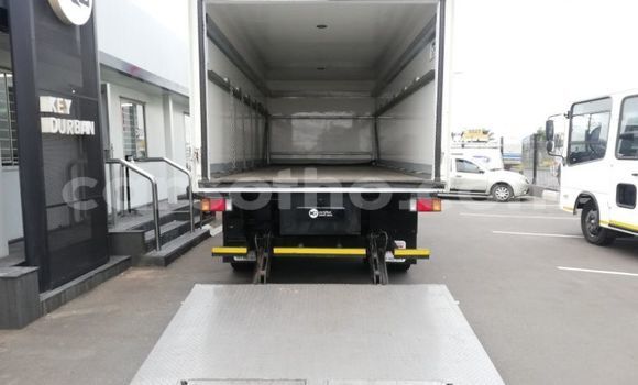 اشتري مستعمل Isuzu FTR 850 White شاحنة في Butha Buthe في Butha-Buthe اشتري مستعمل Isuzu FTR 850 White شاحنة في Butha Buthe في Butha-Buthe