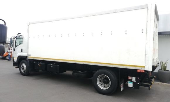 اشتري مستعمل Isuzu FTR 850 White شاحنة في Butha Buthe في Butha-Buthe اشتري مستعمل Isuzu FTR 850 White شاحنة في Butha Buthe في Butha-Buthe