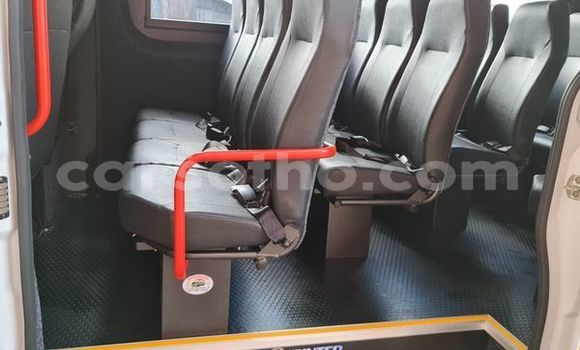 Buy Used Mercedes-Benz S-klasse White Car in Butha Buthe in Butha-Buthe Buy Used Mercedes-Benz S-klasse White Car in Butha Buthe in Butha-Buthe