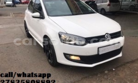 Sayi Na hannu Volkswagen Polo White Mota in Maseru a Maseru Sayi Na hannu Volkswagen Polo White Mota in Maseru a Maseru