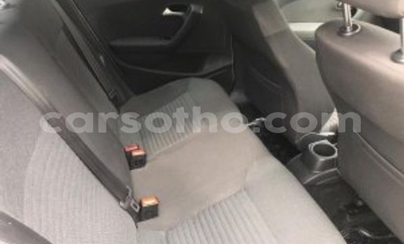 Sayi Na hannu Volkswagen Polo White Mota in Maseru a Maseru Sayi Na hannu Volkswagen Polo White Mota in Maseru a Maseru