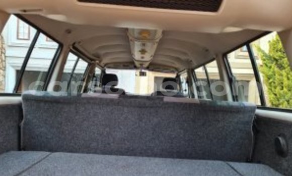 اشتري مستعمل Volkswagen Caravelle Other سيارة في Maseru في Maseru اشتري مستعمل Volkswagen Caravelle Other سيارة في Maseru في Maseru